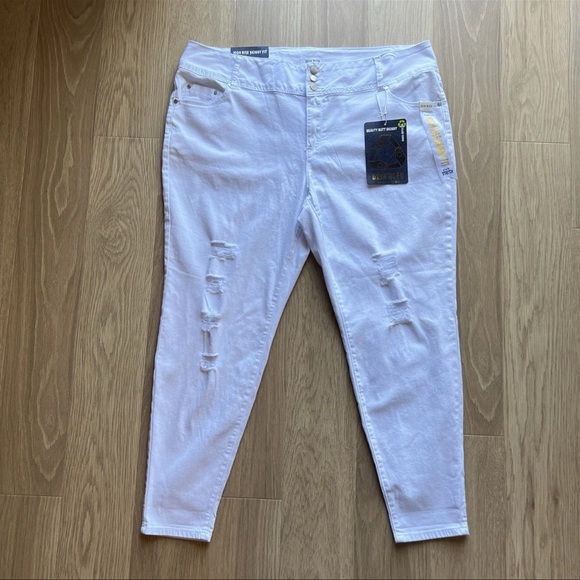 Deja Blue Hight Rise Skinny Jeans Distressed White Women's Plus Size 24 - Picture 1 of 15